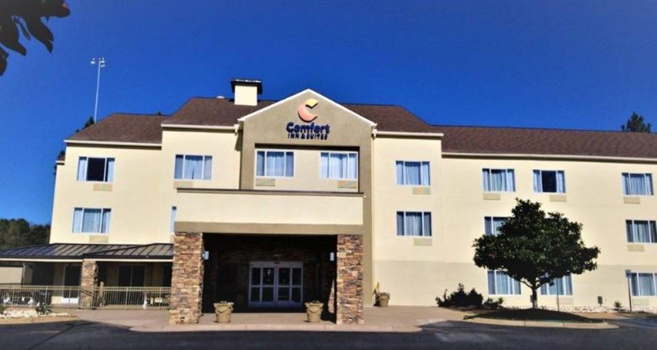 Comfort Inn & Suites Montgomery East Carmichael Rd Exterior photo